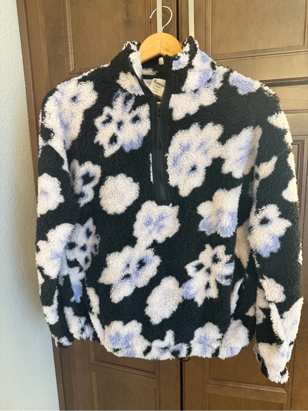 No Boundaries Black Sherpa Half-Zip Sweater with White & Light Blue Floral Print